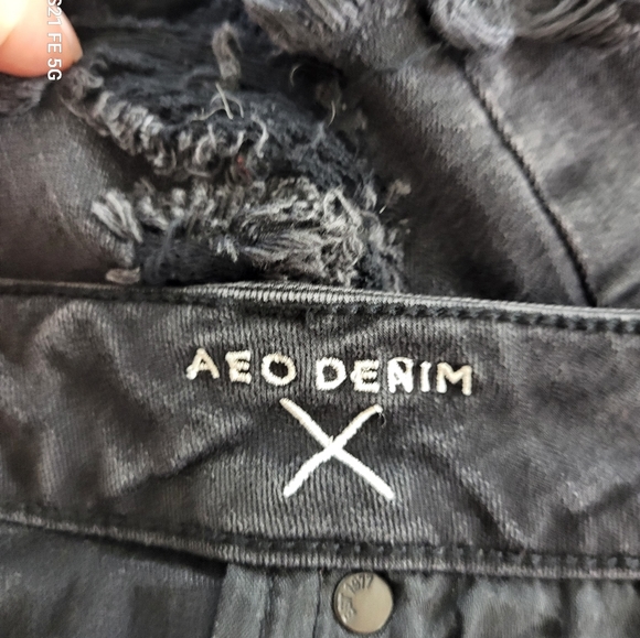 AEO Black Distressed Hi-Rise Shortie Short Size 8 - Picture 5 of 5